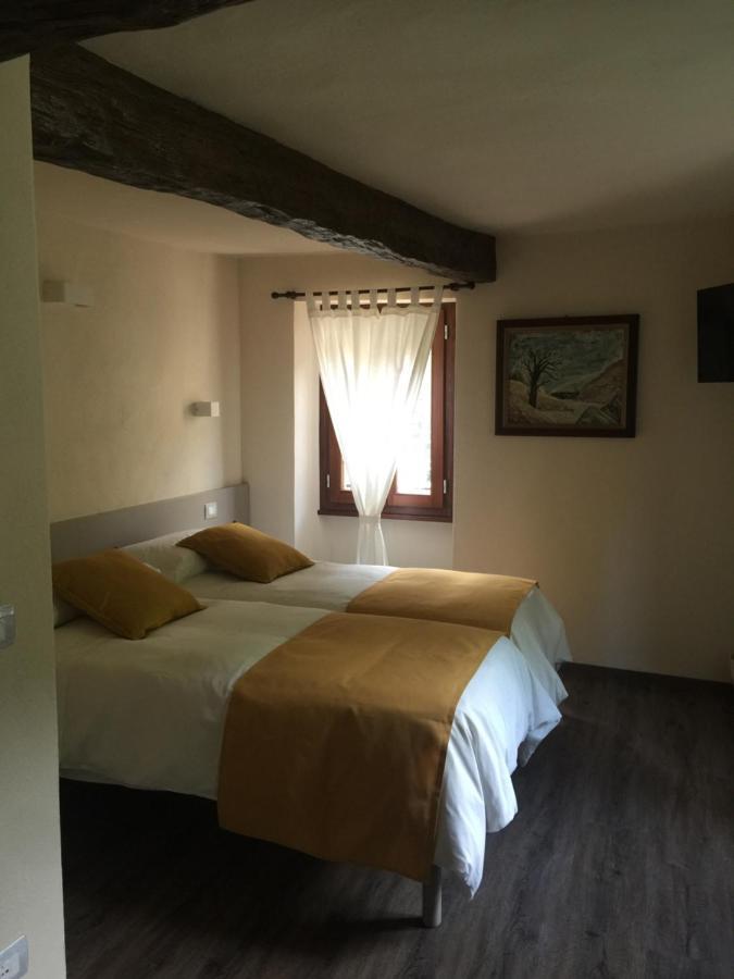 Delzanno Hotel Varallo Bagian luar foto