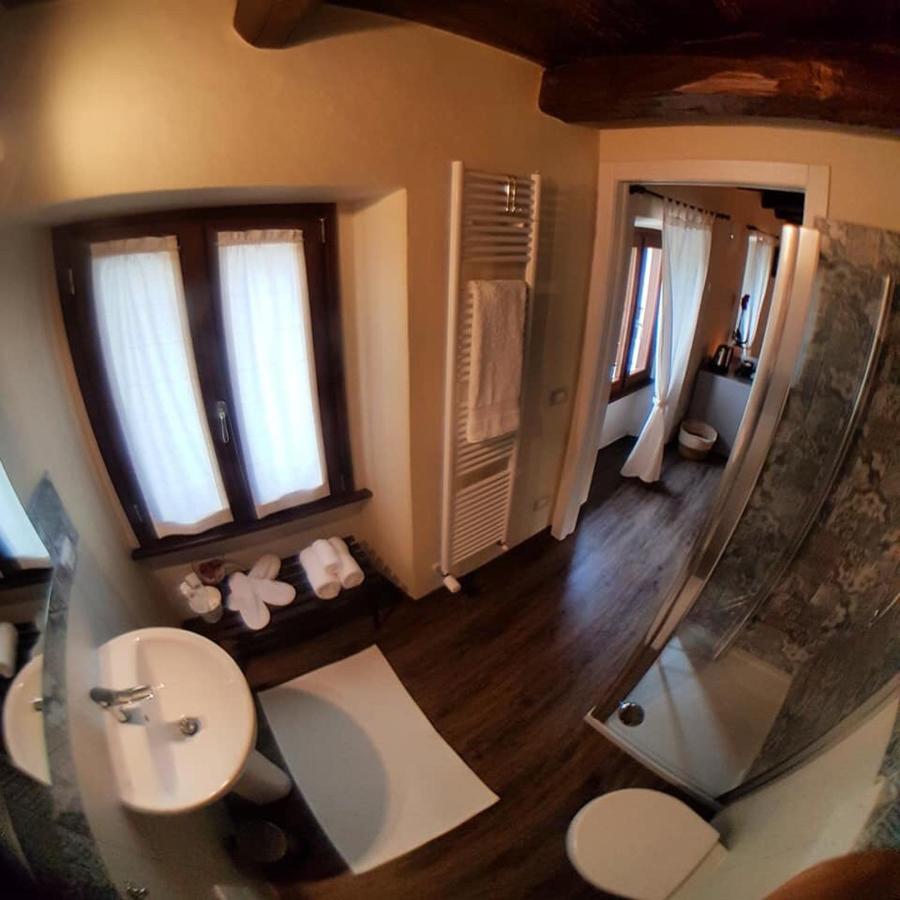 Delzanno Hotel Varallo Bagian luar foto